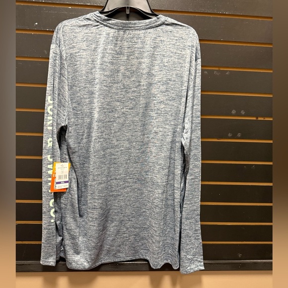 NWT Surf & swim Company Long Sleeve Polyester Swim Tee Size XXL - Picture 3 of 4